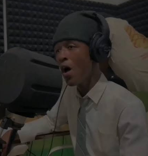 Topik – Omalicha ft Berri Tiga & Rord Kelly