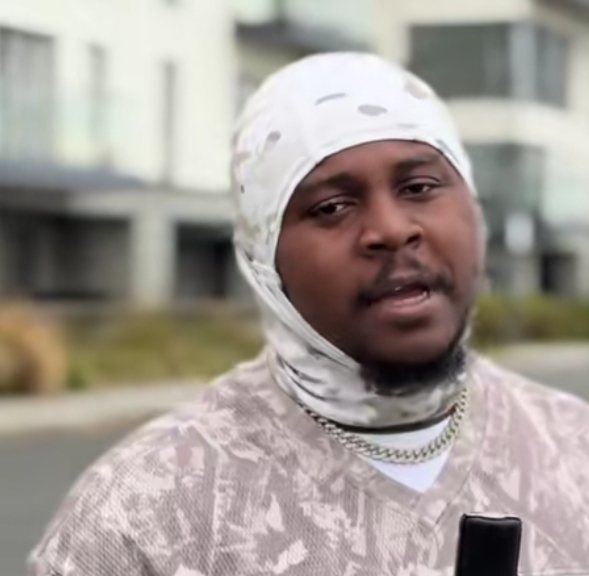 Khenyzee – Aro Oma Acoustic Version