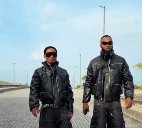 Flavour – War ready ft. Odumeje