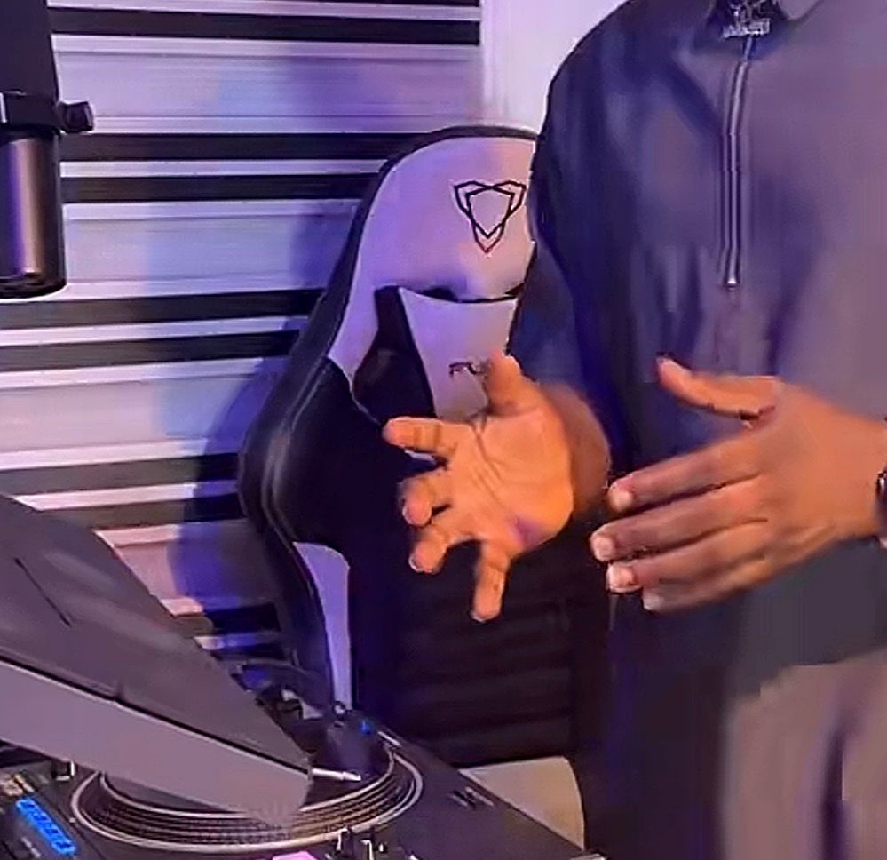 Dj Starkeed  – Agbalumo Dance